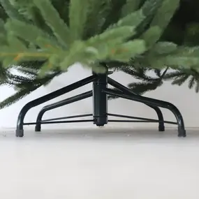 Елка искусственная Виола 210 см GrandCity 1