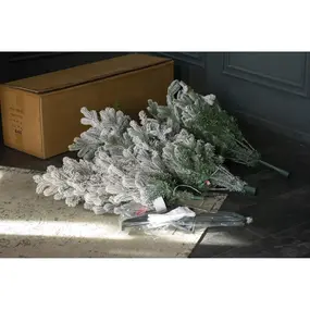 Елка искусственная Месина 210 см LED GrandCity 1