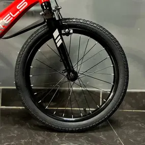 Детский велосипед Stels Flash KR 18 красный 2