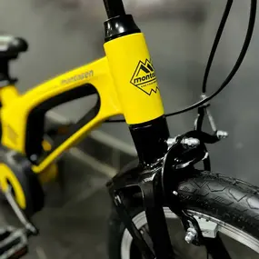 Детский велосипед Montasen M-F800 16 желтый 2