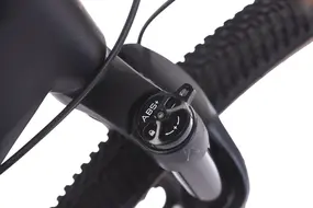 Велосипед Level Active 27.5 (чёрный матовый) 1