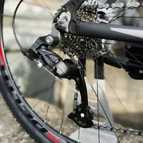 Delta 7100 черно-красный 1