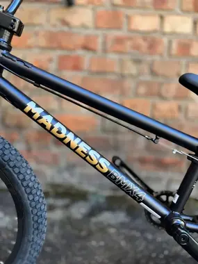 Stark Madness 4 Черный-золотой 1