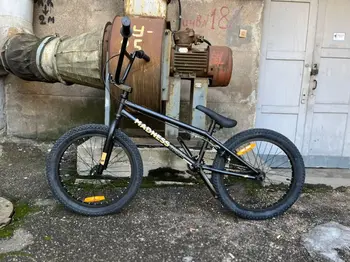 Stark Madness 4 Черный-золотой 1