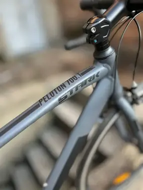 Stark Peloton 700.1 серый/черный 1