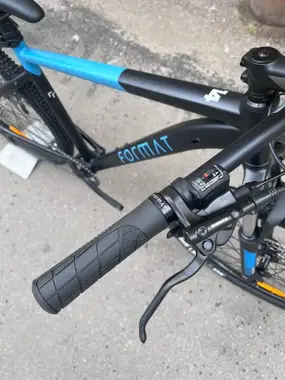 Format 1412 27.5 черный-мат/синий-мат 1