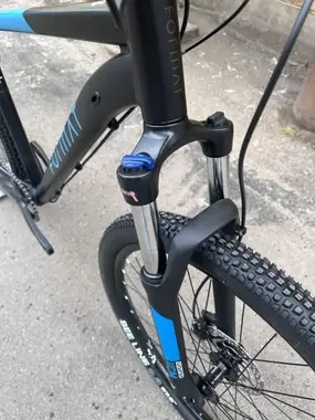 Format 1412 27.5 черный-мат/синий-мат 1