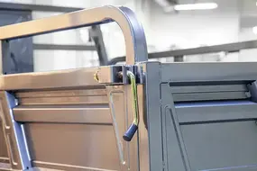 Грузовой электрический трицикл Rutrike Эксперт ПРО Плюс 2200	Серый 1