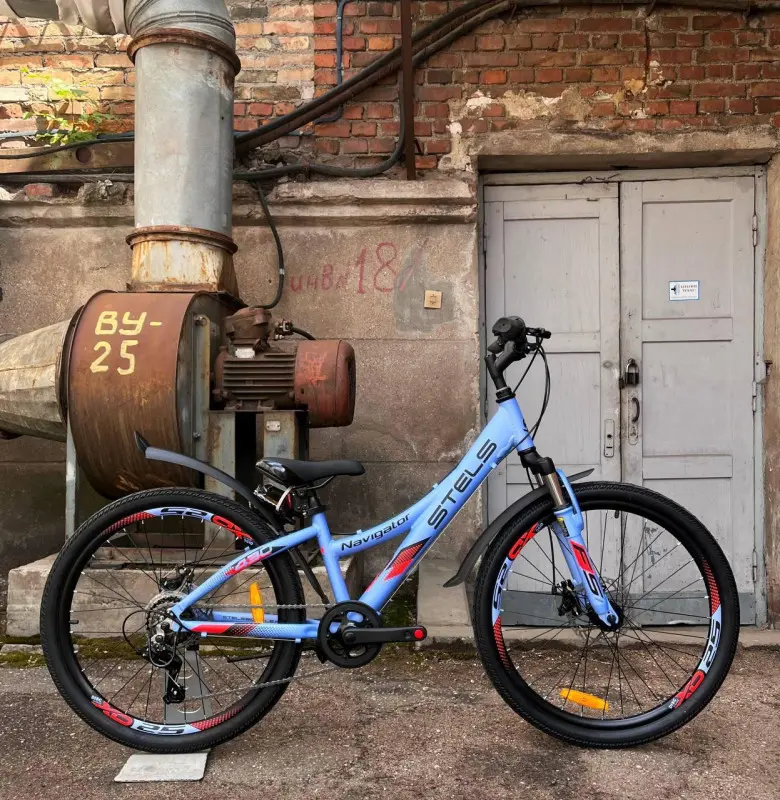 Велосипед Stels Navigator 430 MD 24 V010 2021 (голубой) 1