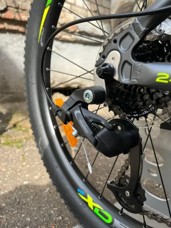 Stels Adrenalin MD 24" V010 серый 1