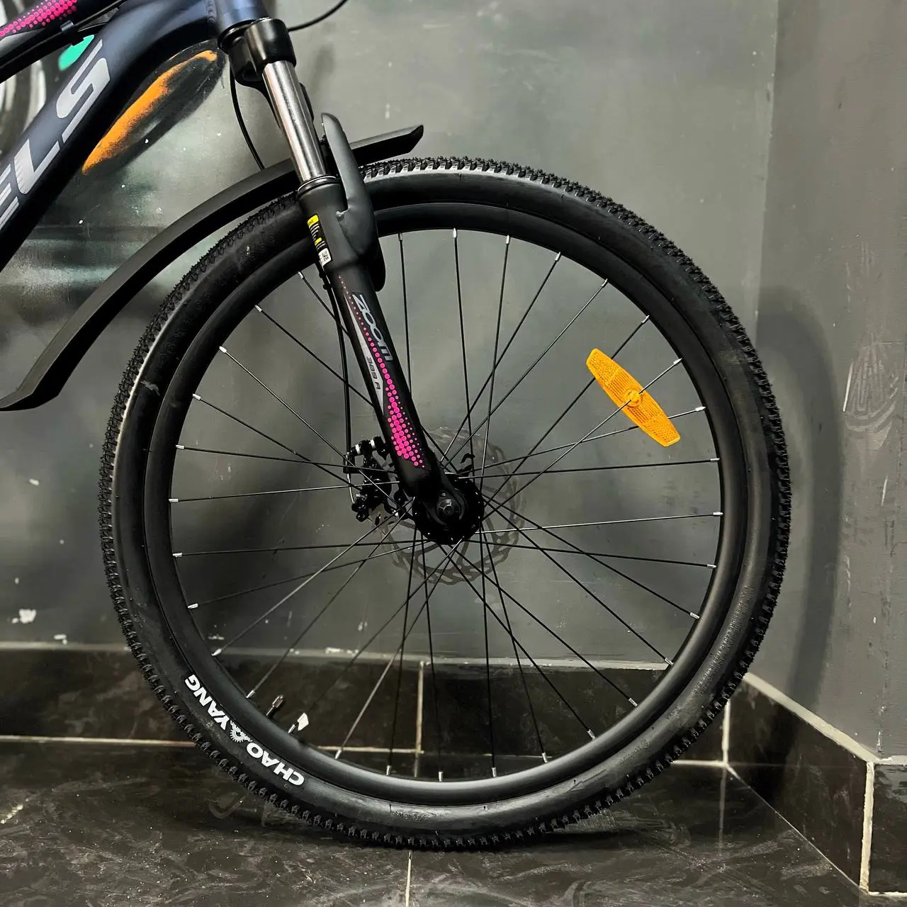 переднее колесо Магазин ВелоДом Велосипед Stels Miss 610 MD 26 темный-синий 2