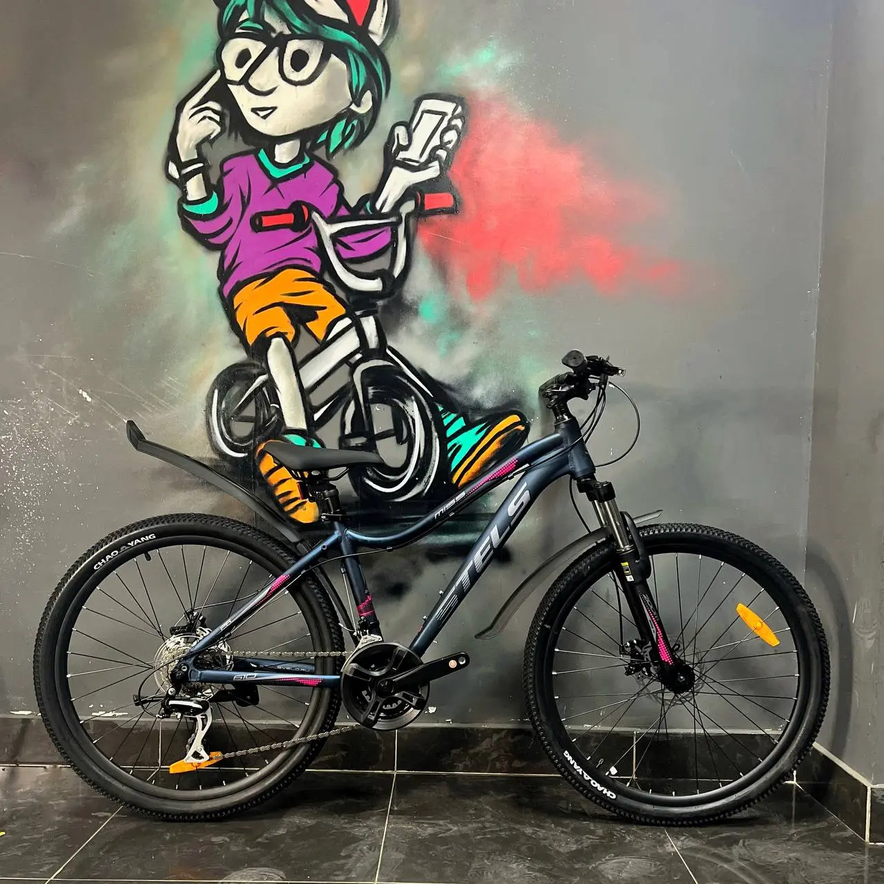 Купить в магазине ВелоДом Велосипед Stels Miss 610 MD 26 темный-синий 2