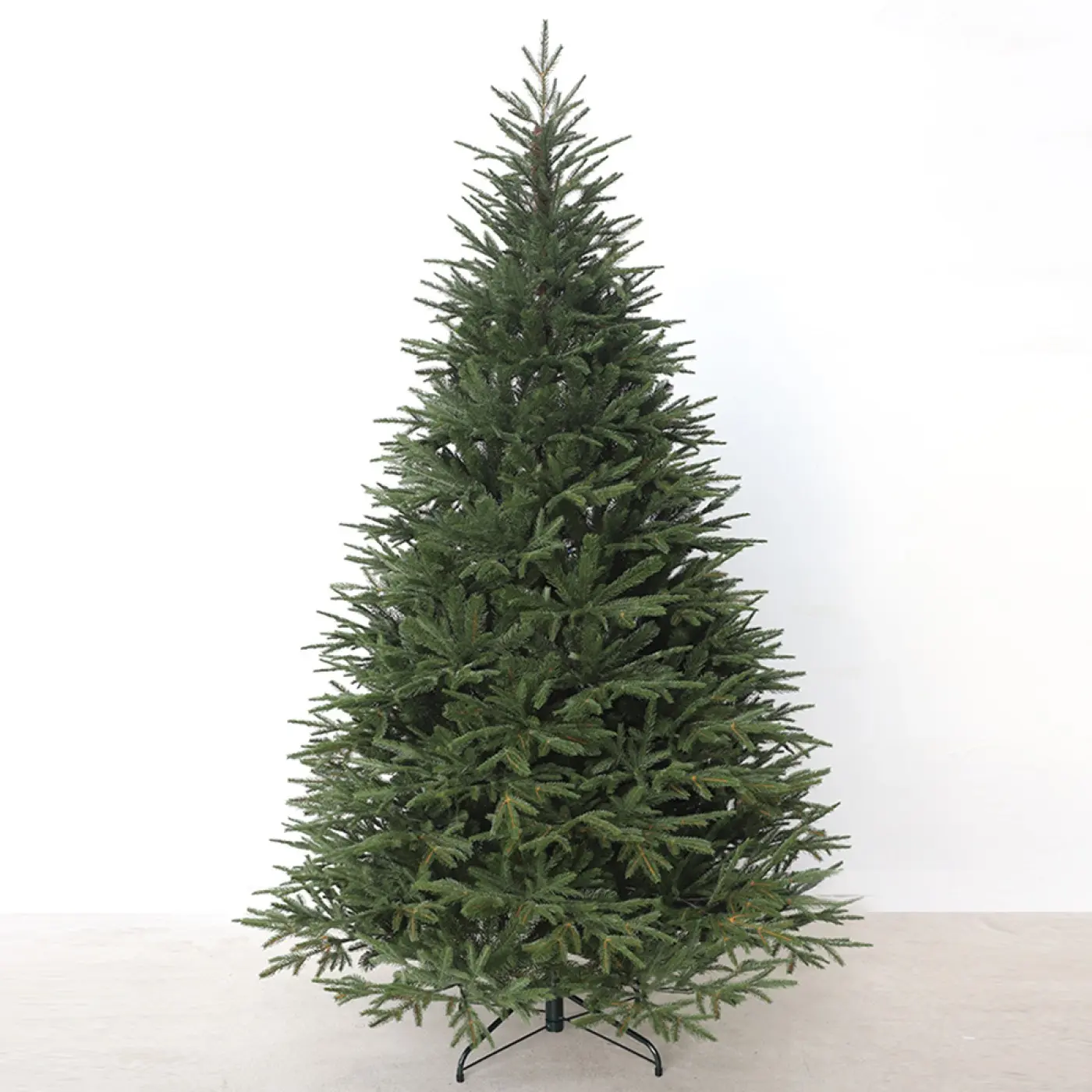 Елка искусственная Венеция премиум 270 см GrandCity 1