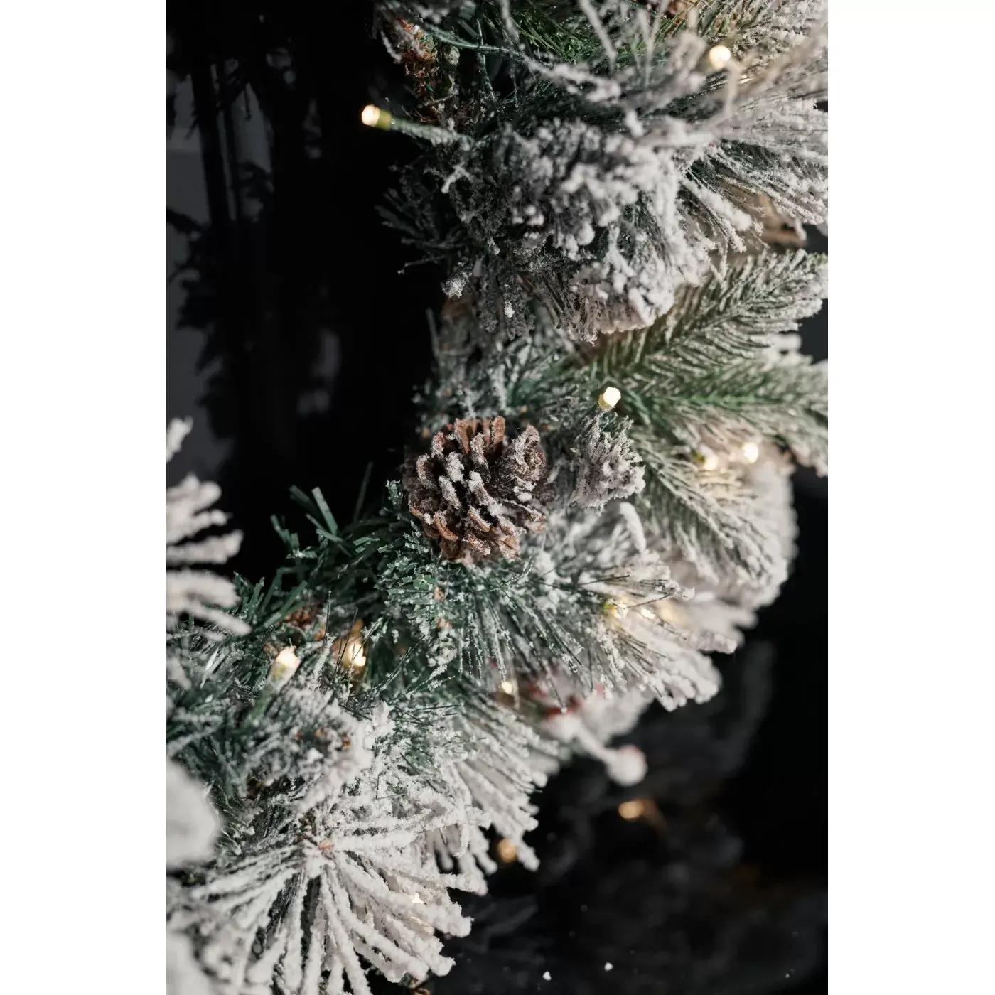 Венок новогодний Берта LED GrandCity 1