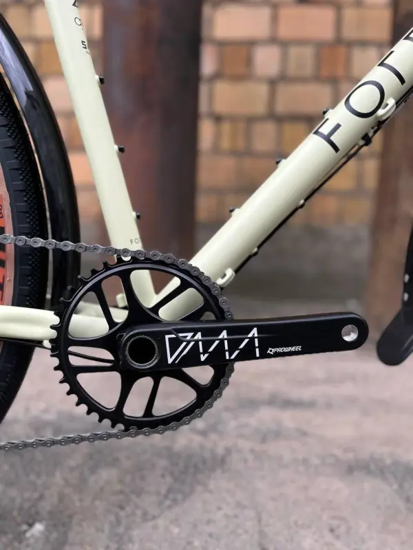 FORMAT 5223 650B  бежевый-мат 1