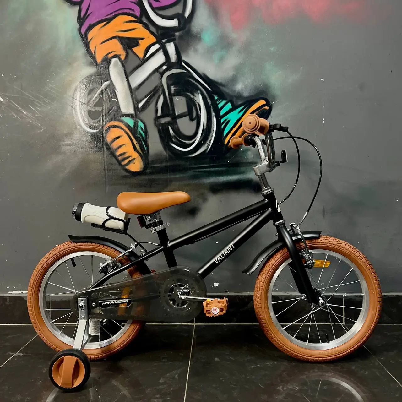 Велосипед Novatrack Valiant 16 черный 2