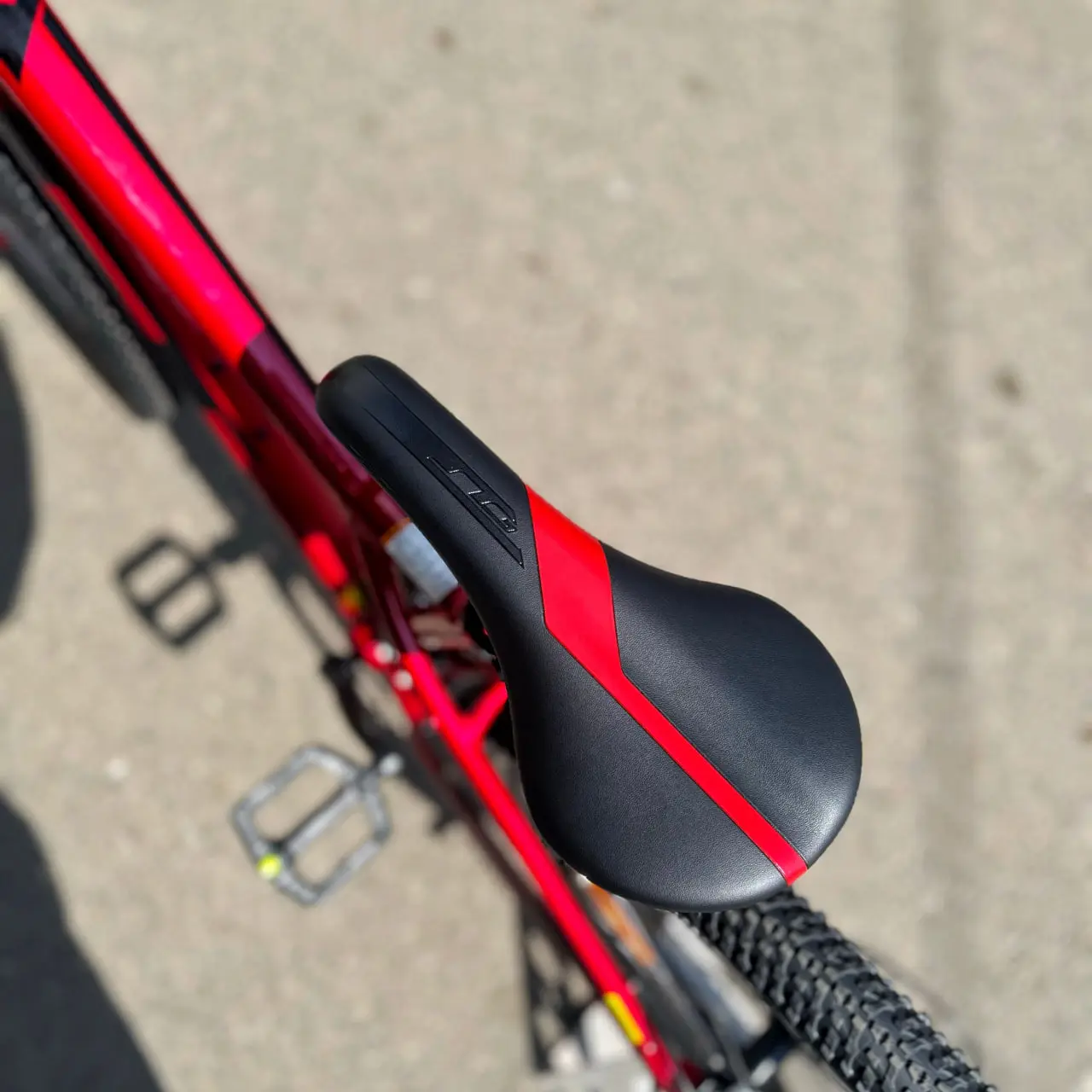 Велосипед GT Outpost Sport 29 красный 1