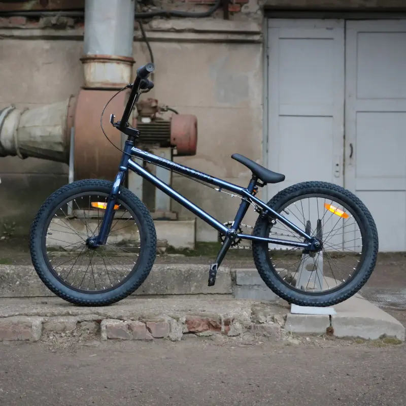 Stark Madness 5 Черный-радужный 1