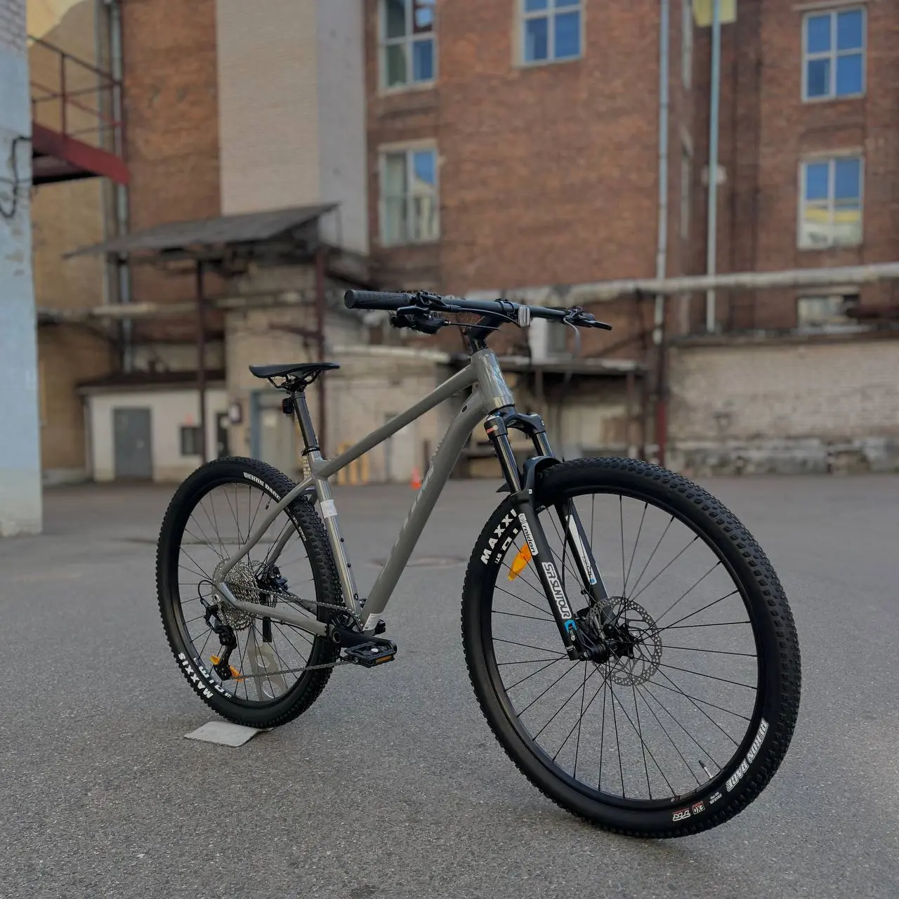 Велосипед Atom Bion Nine 700 СoolGrey 2