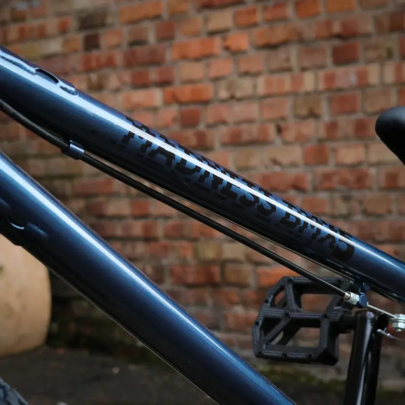 Stark Madness 5 Черный-радужный 1