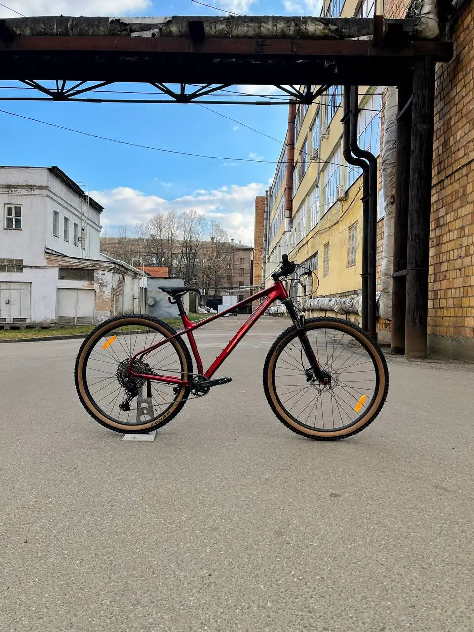 Велосипед Welt Rambler 2.0 L 2025 (Baron Red) 2