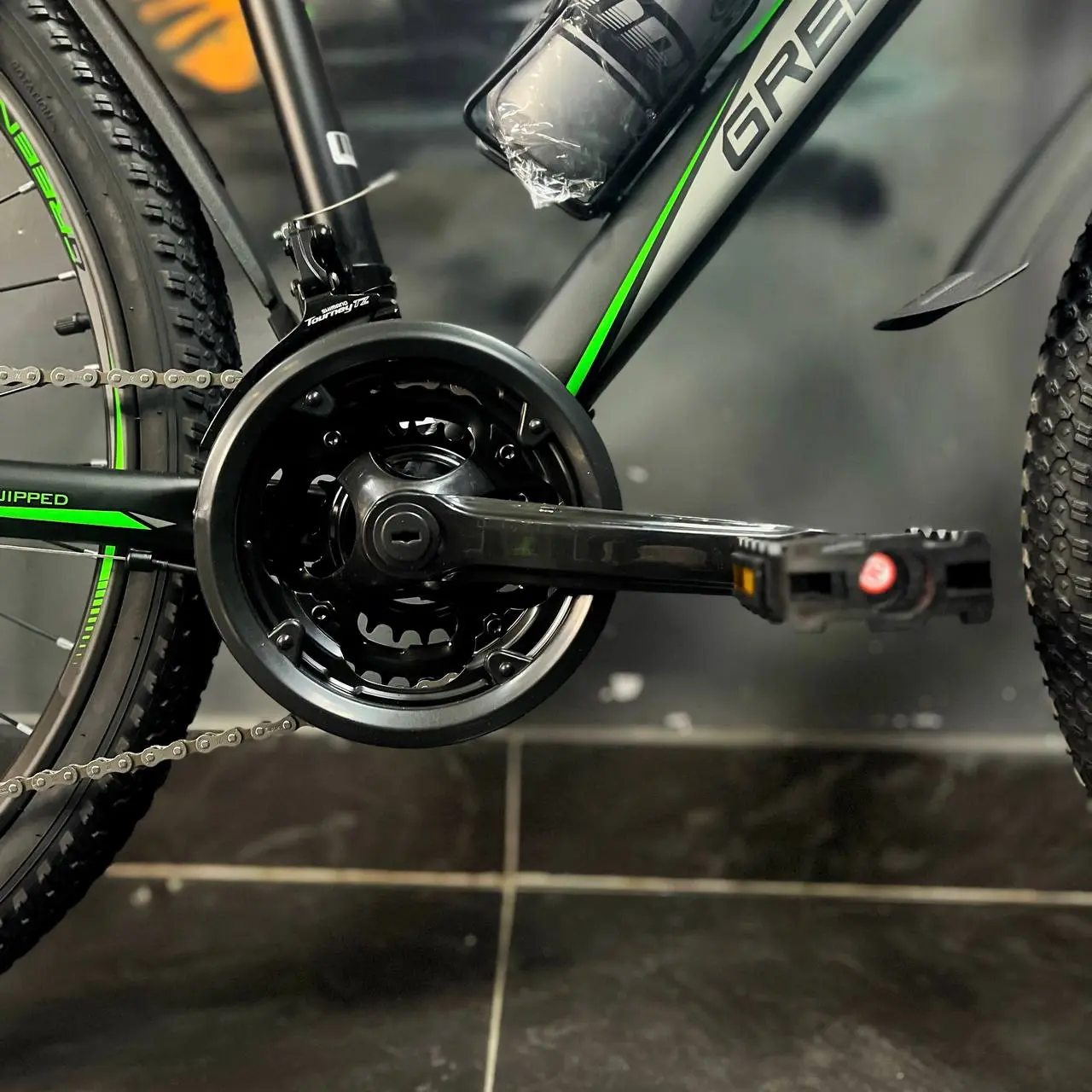 Велосипед Greenland Everest 26 1.0 черный-зеленый 2