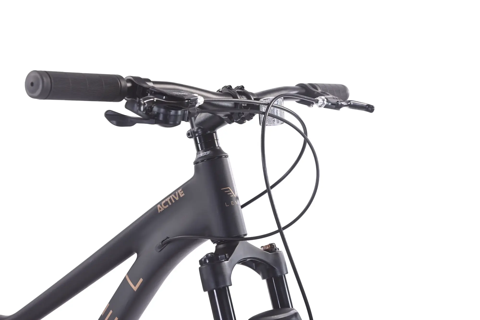 Велосипед Level Active 27.5 (чёрный матовый) 1