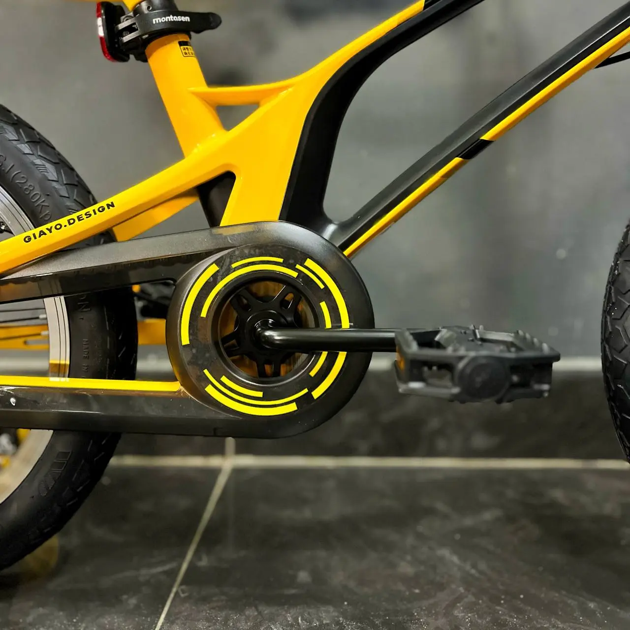 Детский велосипед Montasen MB04 16 желтый 3