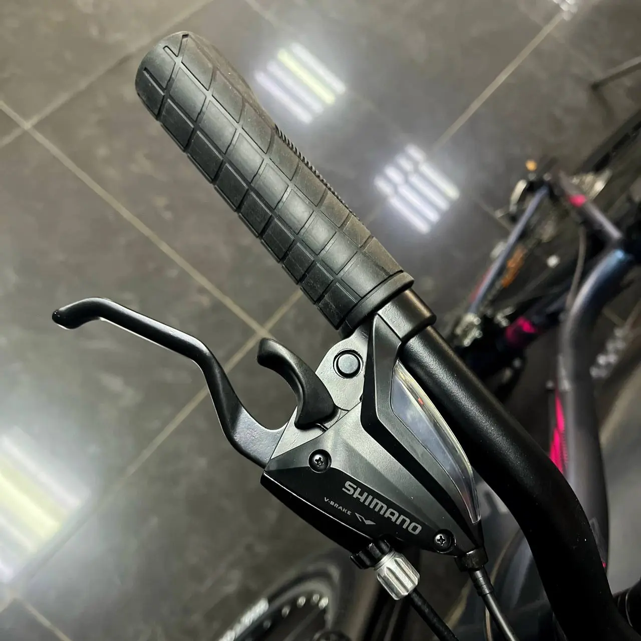 Шифтер магазин ВелоДом Велосипед Stels Miss 610 MD 26 темный-синий 2