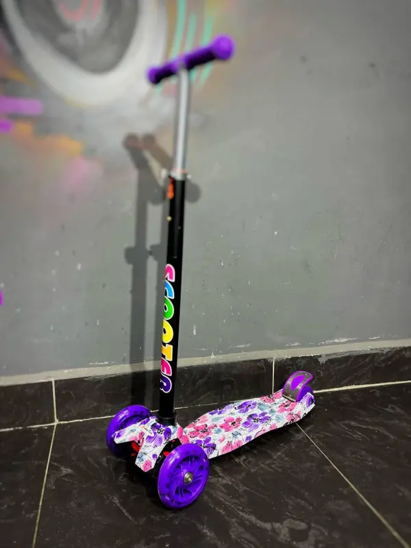 Самокат Maxi 036Z фиолетовый 1