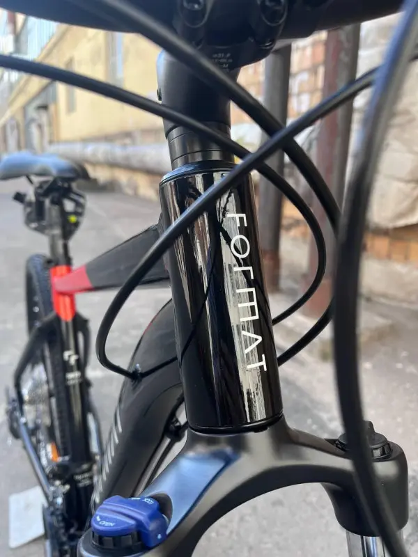 FORMAT 1413 27.5 черный/красный 1