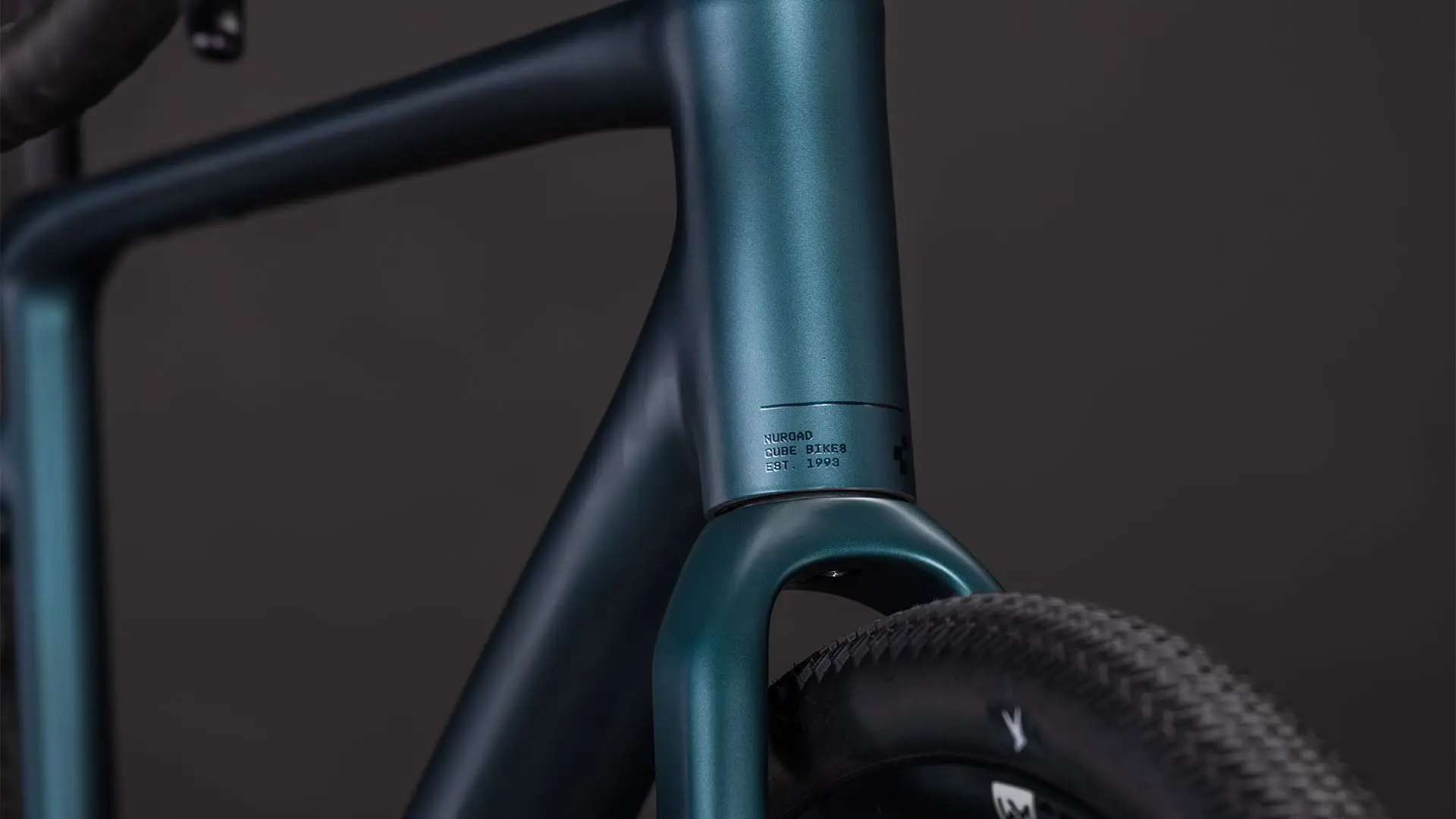 Велосипед  Cube Nuroad Race royalgreen´n´black		 2