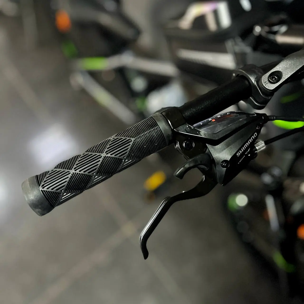 Велосипед Greenland OASIS 2.0 26 Серый-зеленый 1