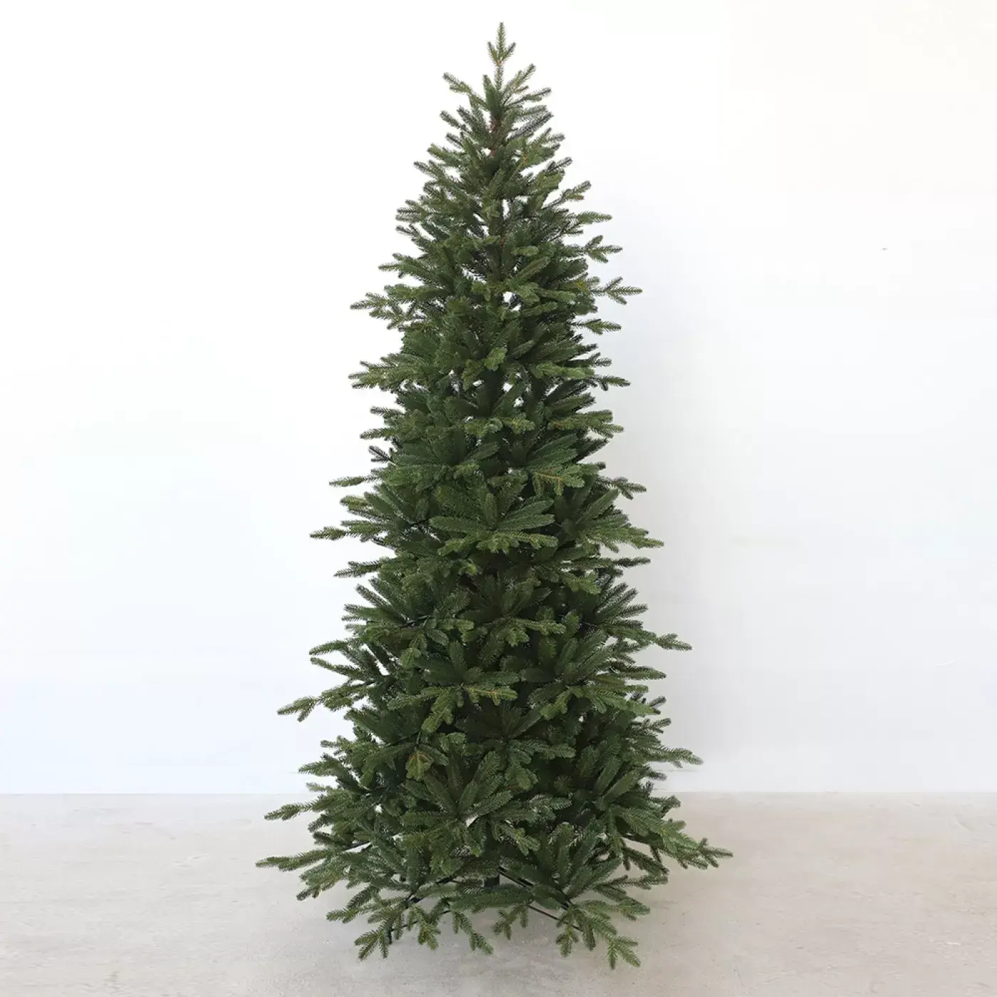 Елка искусственная Милана 180 см GrandCity 1