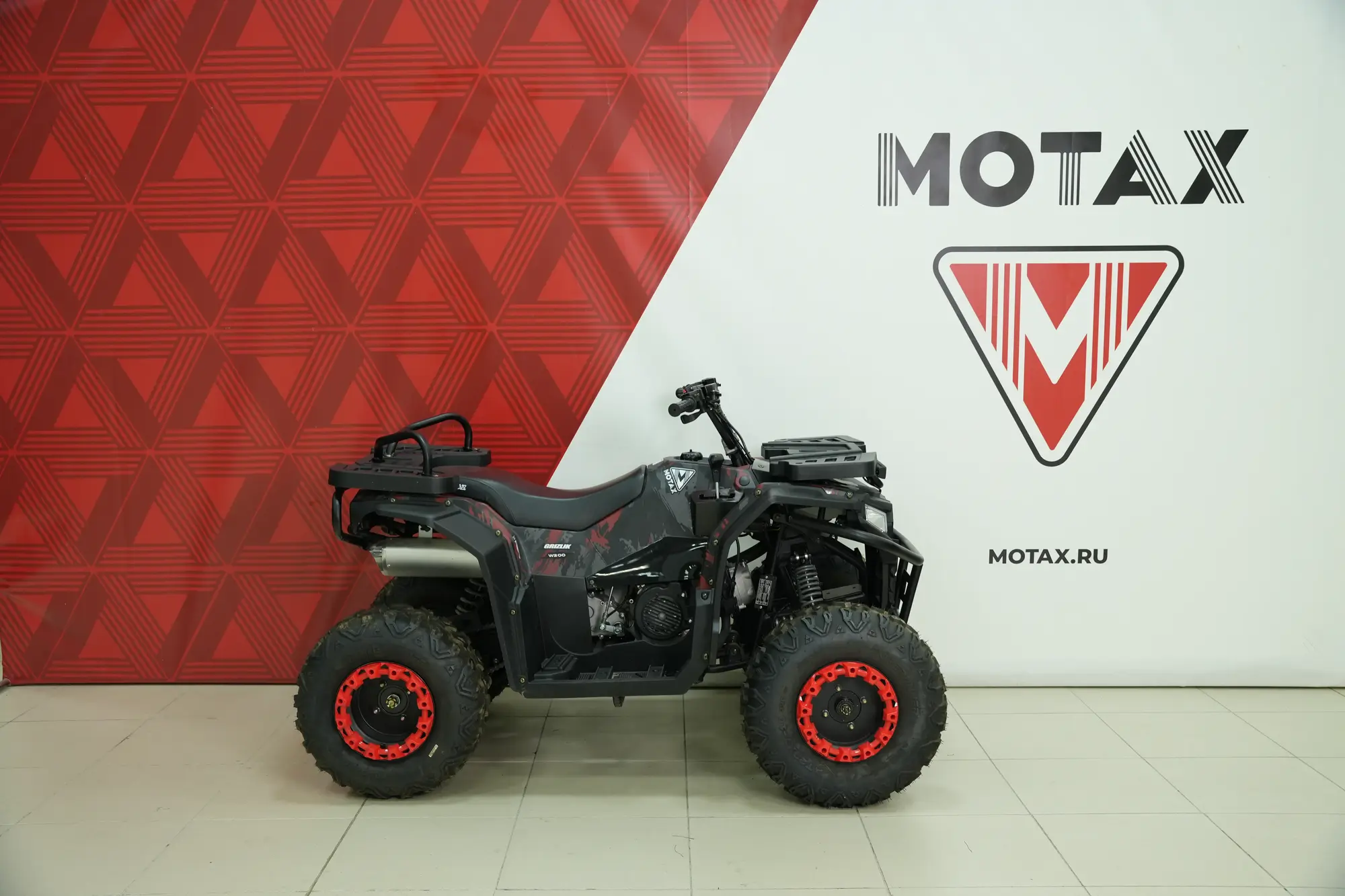 Взрослый бензиновый квадроцикл MOTAX GRIZLIK W200 черный-красный камуфляж 1