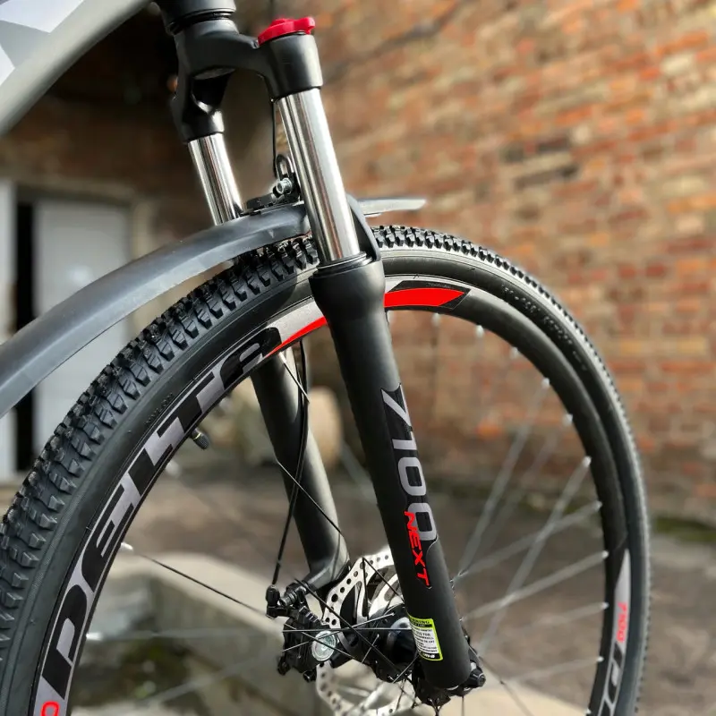 Delta 7100 черно-красный 1