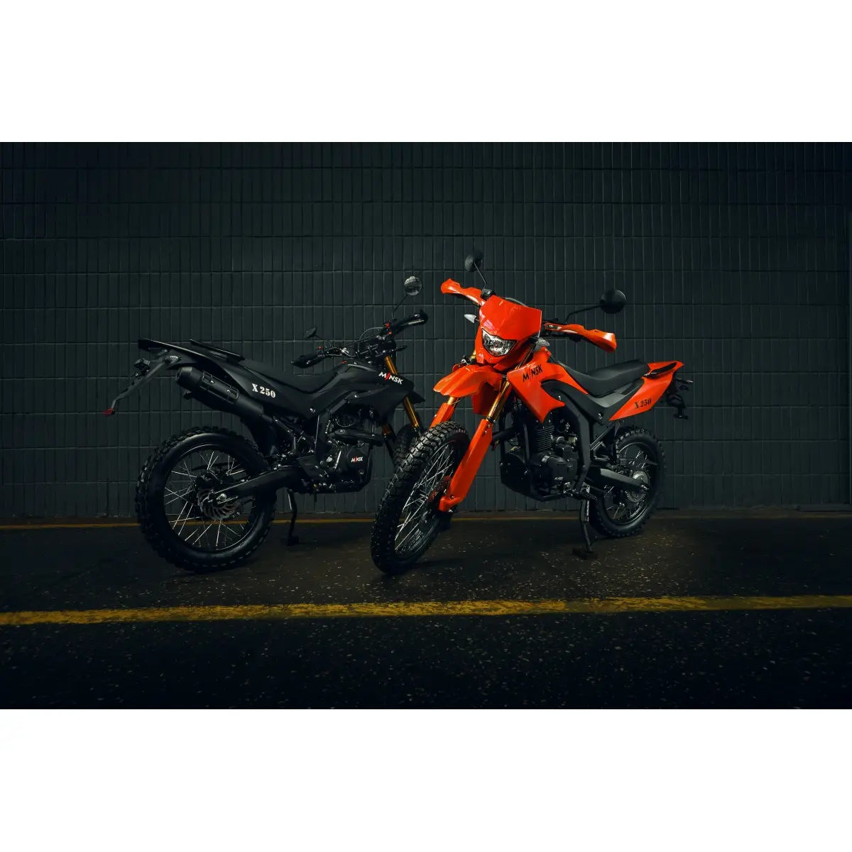 Мотоцикл M1NSK (Минск) X250 оранжевый 1