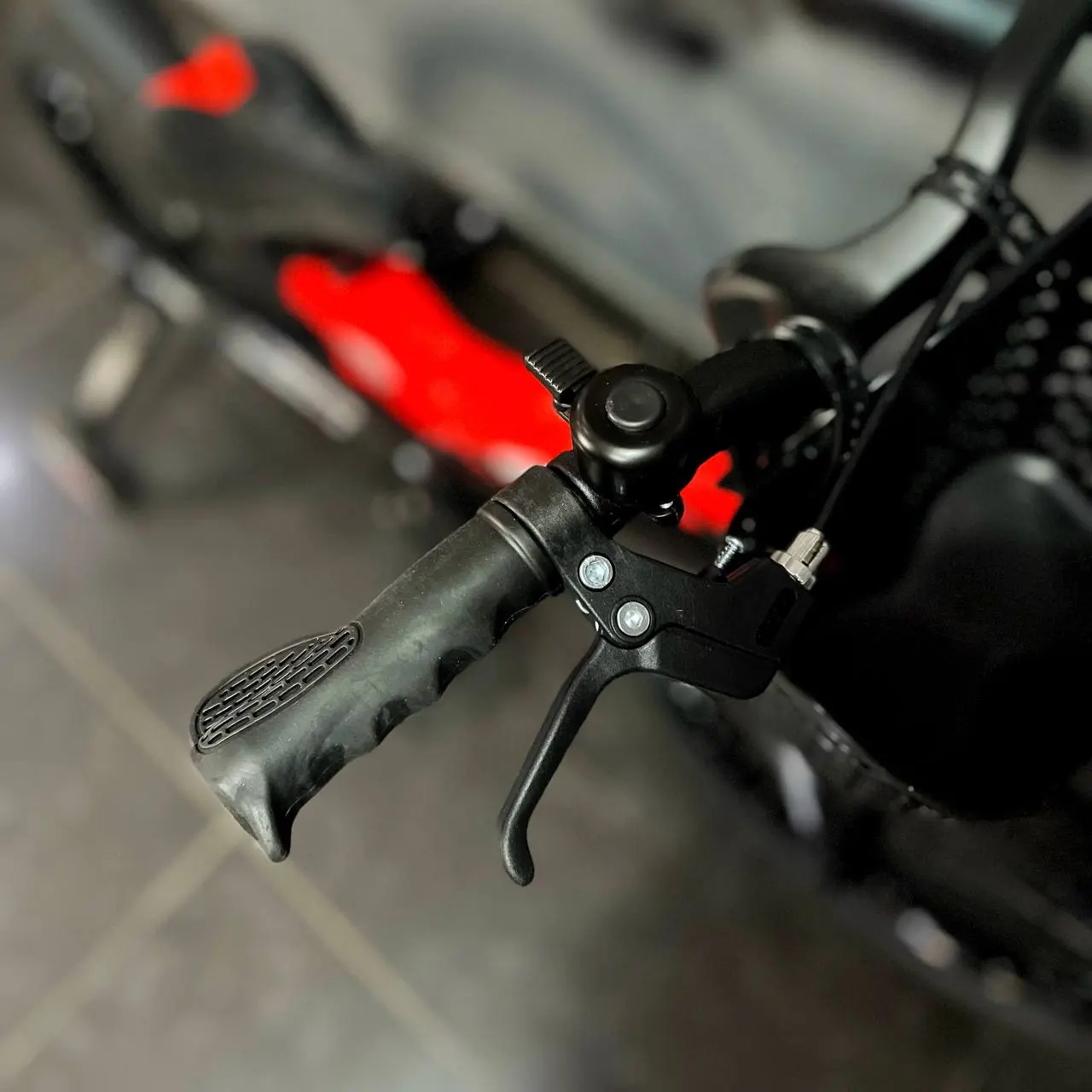 Детский велосипед Stels Flash KR 18 красный 2