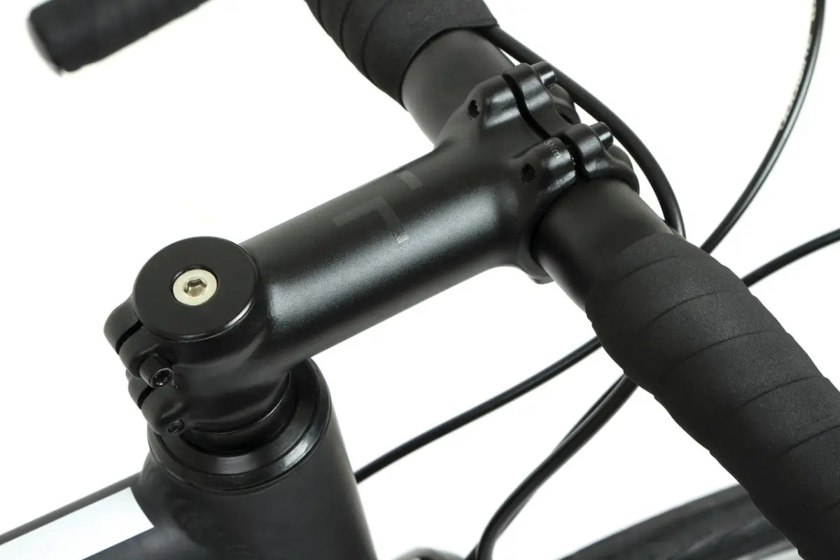 FORMAT 2232 700C черный-мат/зеленый-мат 1