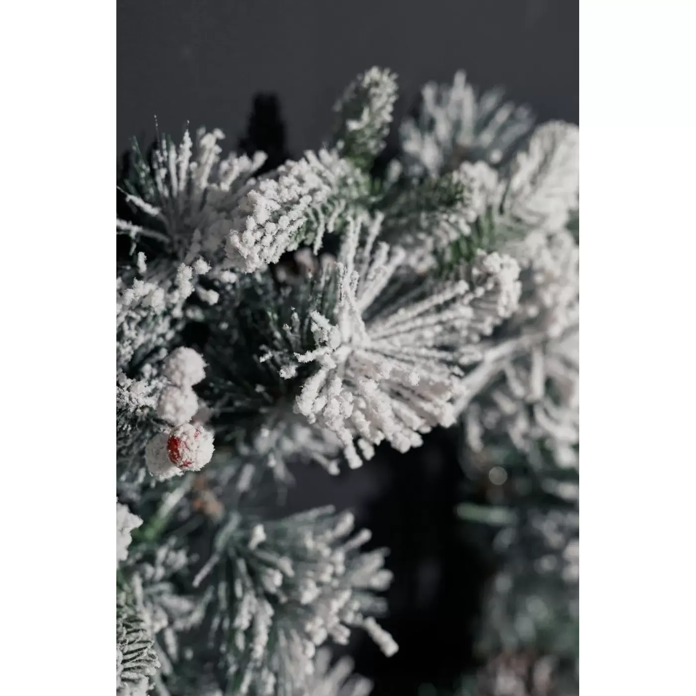 Венок новогодний Берта GrandCity 1