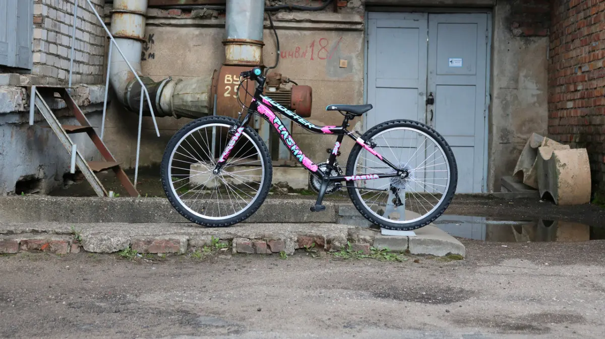 Booster Plasma 240 черный/розовый 1