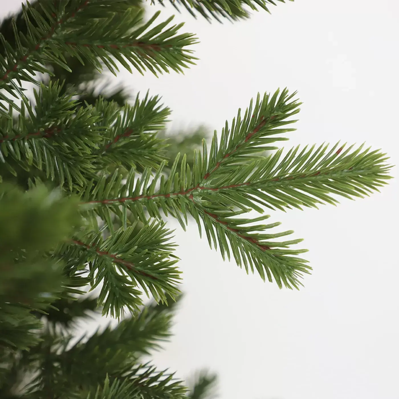 Елка искусственная Салерно 210 см GrandCity 1