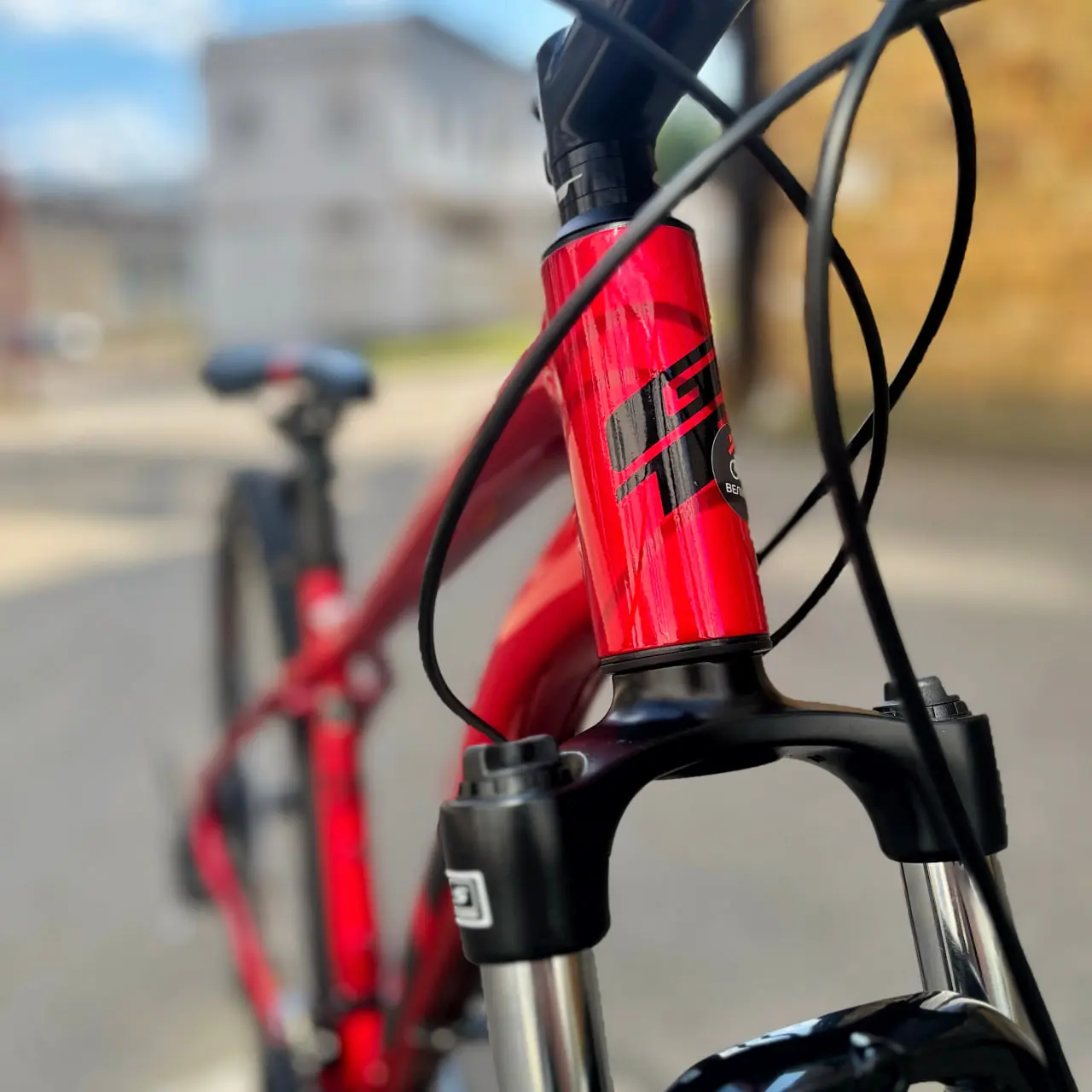 Велосипед GT Outpost Sport 29 красный 1