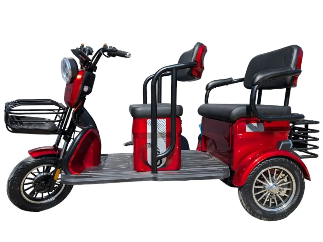Электротрицикл Smart8 BULBASH PRO S красный 1