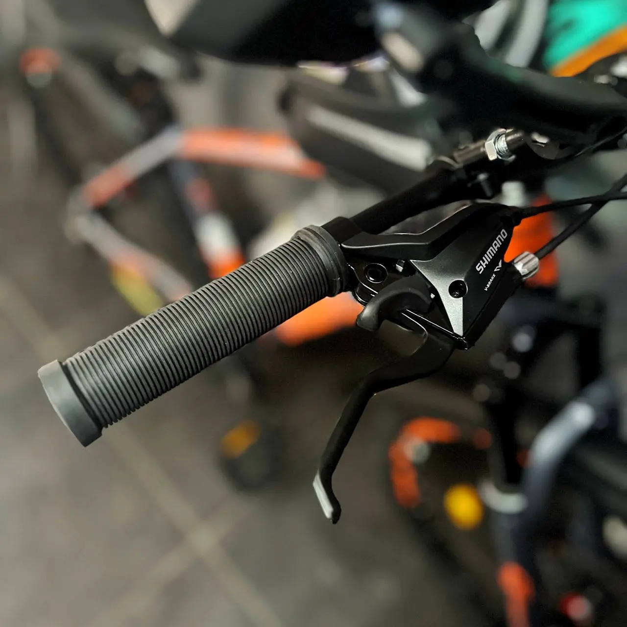 Велосипед Greenland Draft 27.5 серый-оранжевый 2