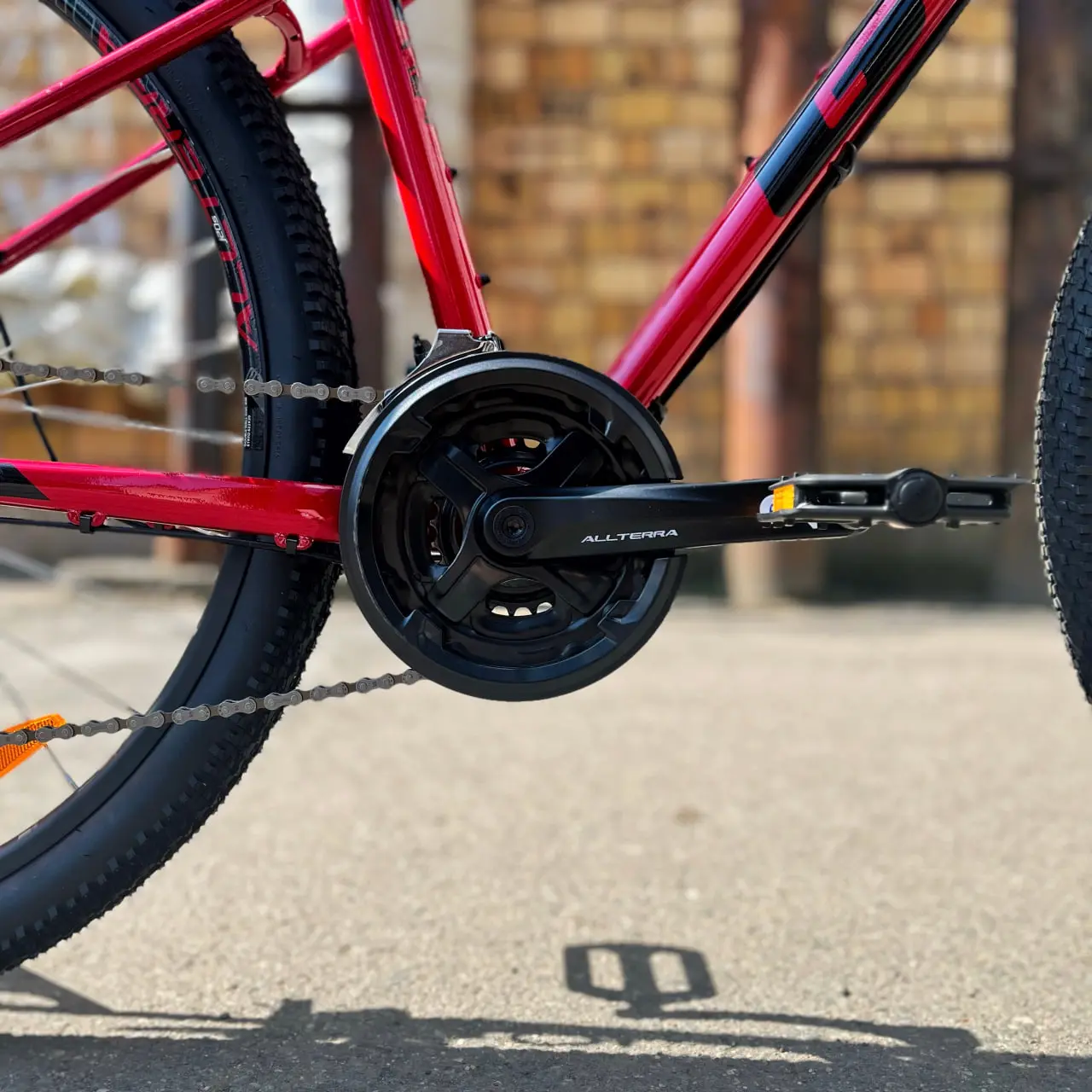 Велосипед GT Outpost Sport 29 красный 1