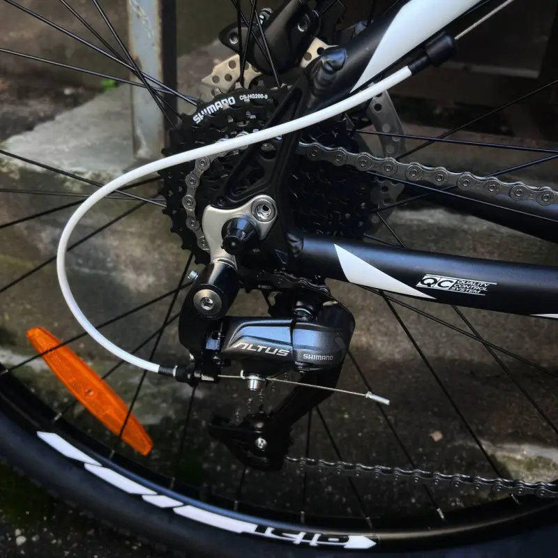 Aist Slide 3.0 29 черно-белый 1