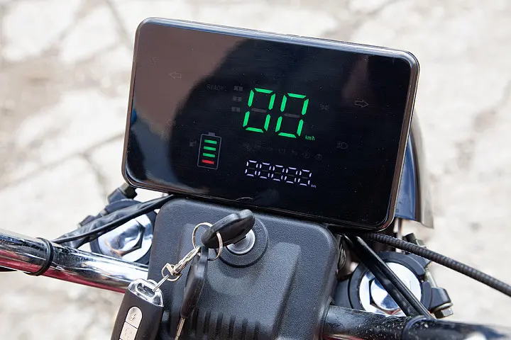 Грузовой электротрицикл Rutrike Антей Pro 1500 60V1200W темно-синий матовый 1